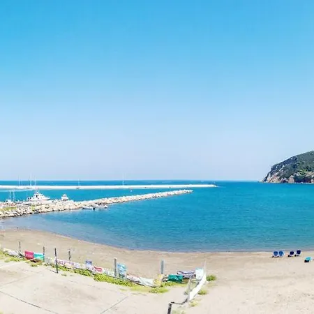 Mon Repos Panormos (Skopelos)